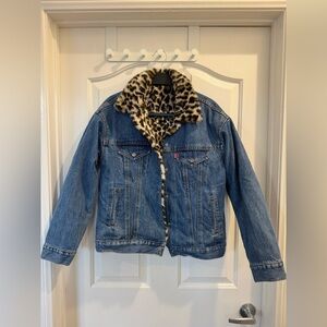 Levi’s leopard Sherpa lined trucker jacket